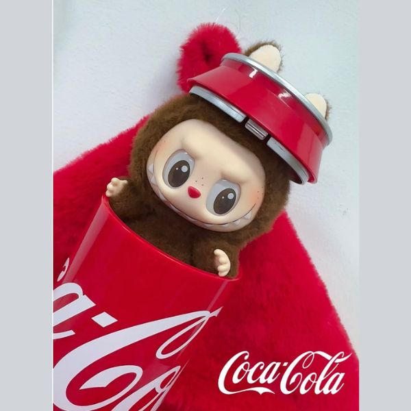 labubu coca-cola lata